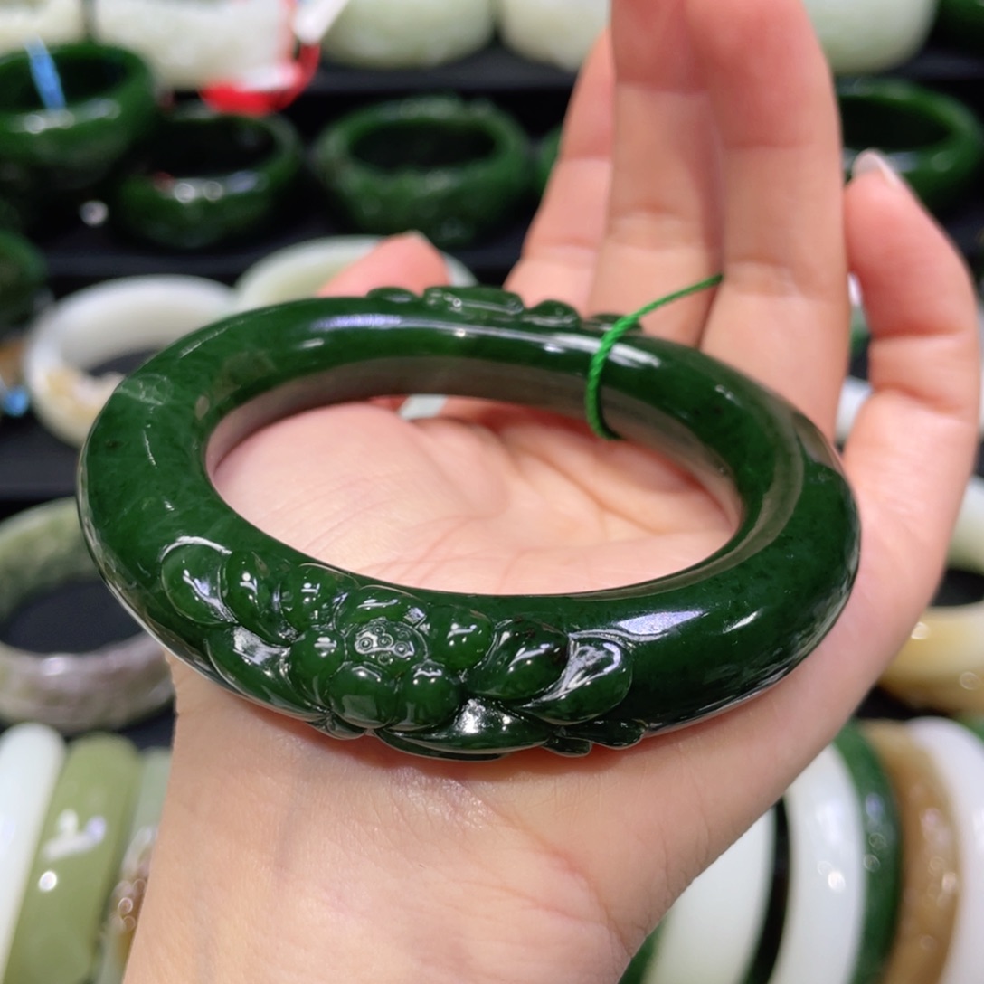 未镶嵌手镯和田玉15