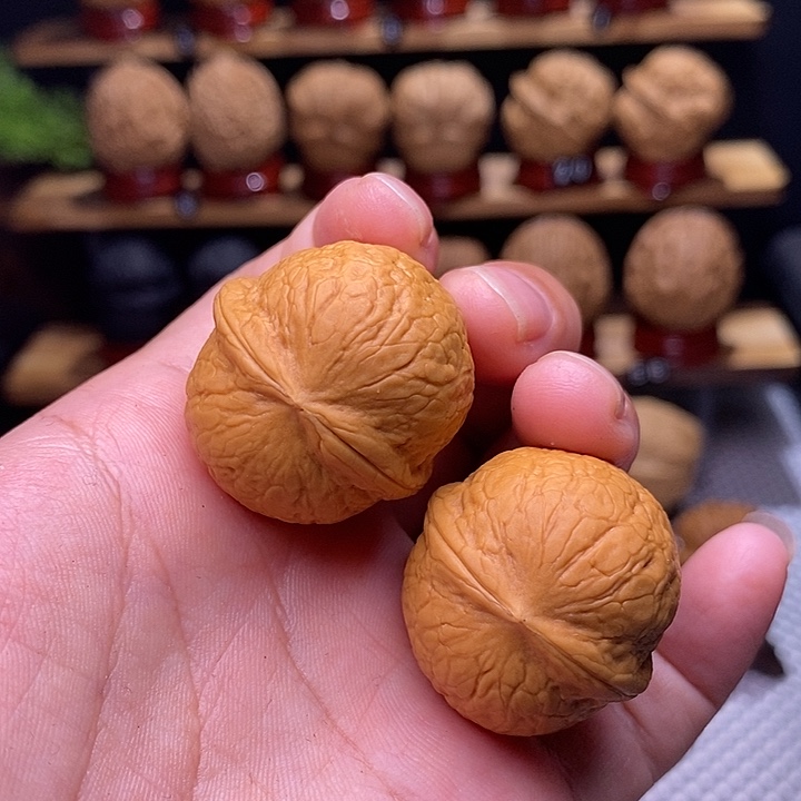 文玩核桃吊坠晶玉17