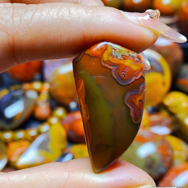 玛瑙/玉髓颈饰未镶嵌