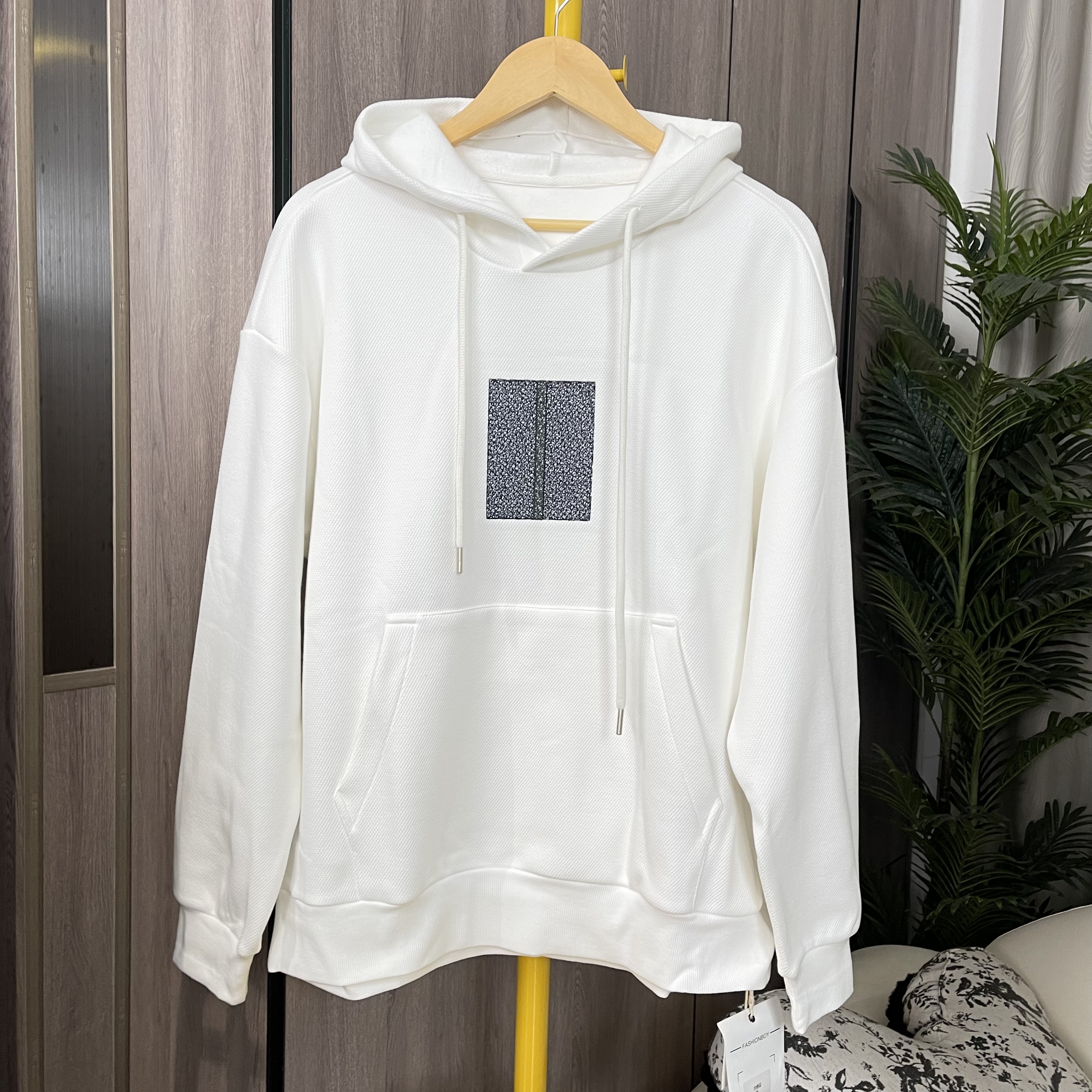 秋冬休闲上衣秋冬字母刺绣卫衣套头百搭连帽