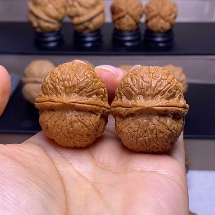 默***｀文玩核桃把件金钱蟒元宝23