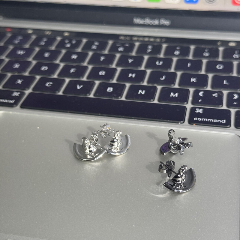 铜合金耳饰 1842-立体半飞碟土星耳钉