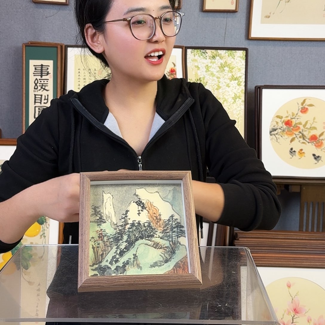 国画手绘带框尺寸：15*15