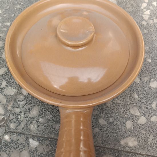 瓷片陶瓷盤子碗啥都有