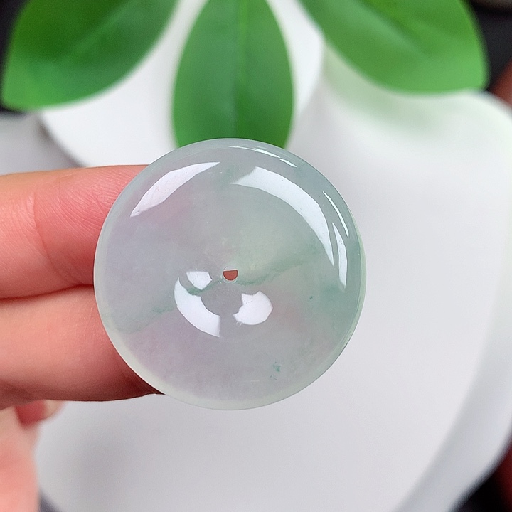 颈饰未镶嵌翡翠平安扣 28.2x6.1mm