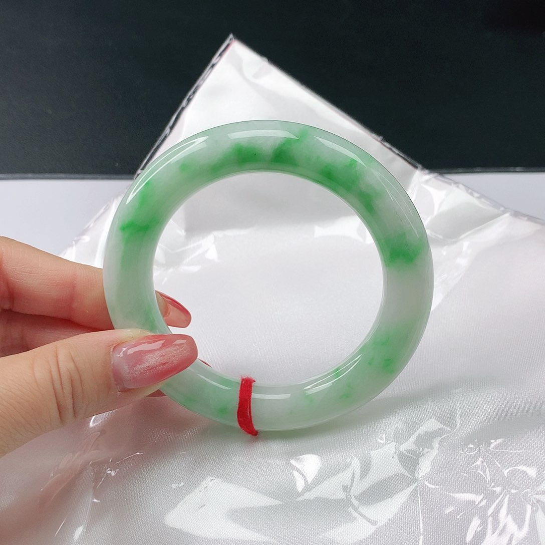 翡翠手镯未镶嵌翡翠016