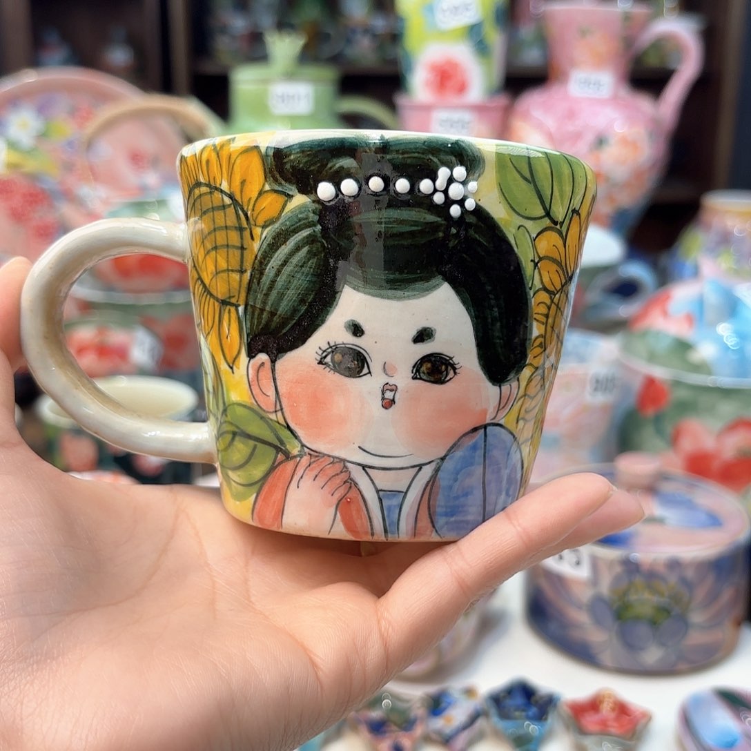 瓷片兔兔好de l l l l l l l l l 