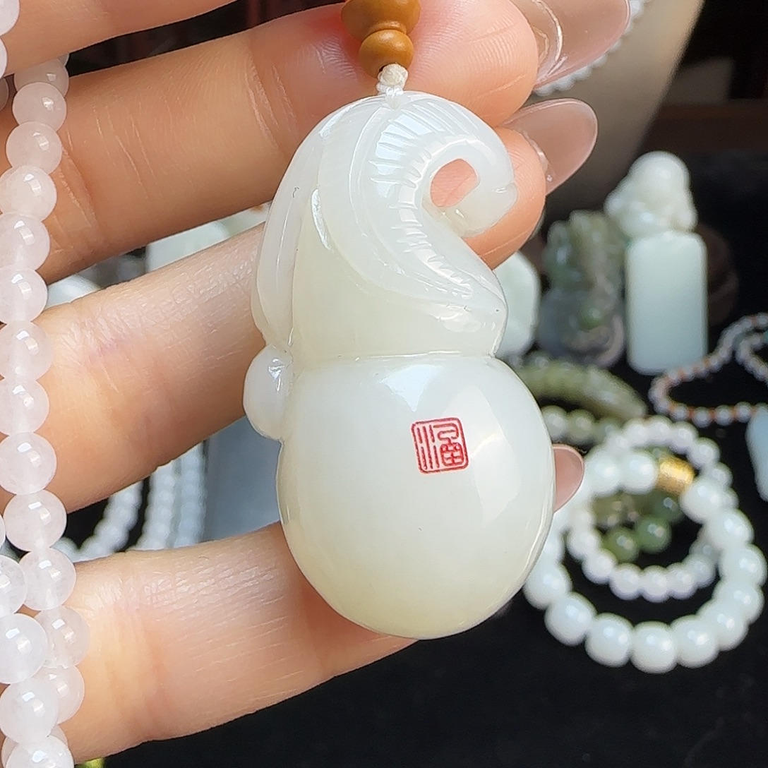 和田玉未镶嵌颈饰定制发货