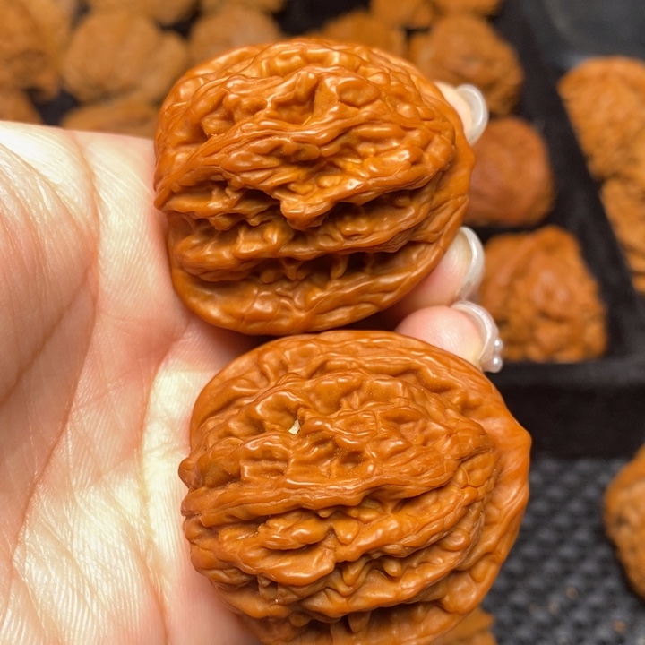 秦岭野生文玩核桃9