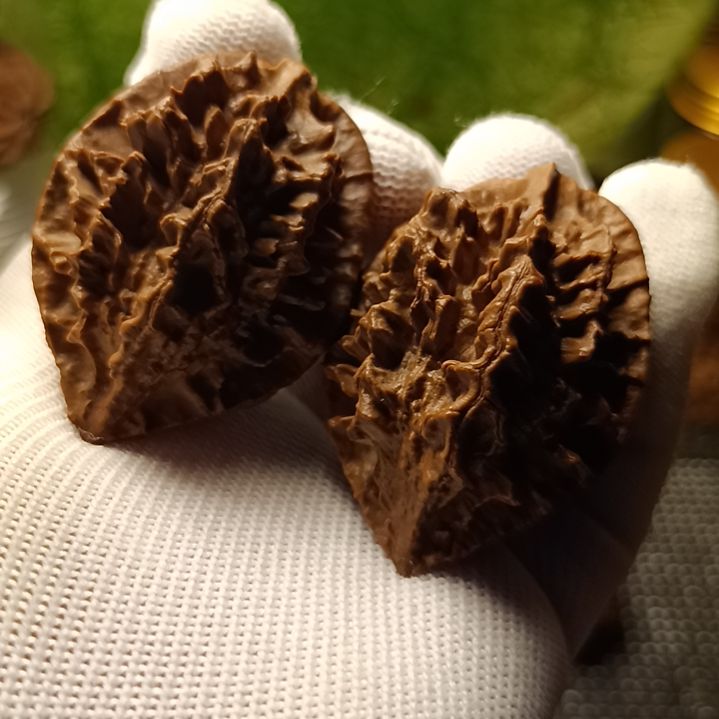 文玩核桃吊坠大楸子核5号