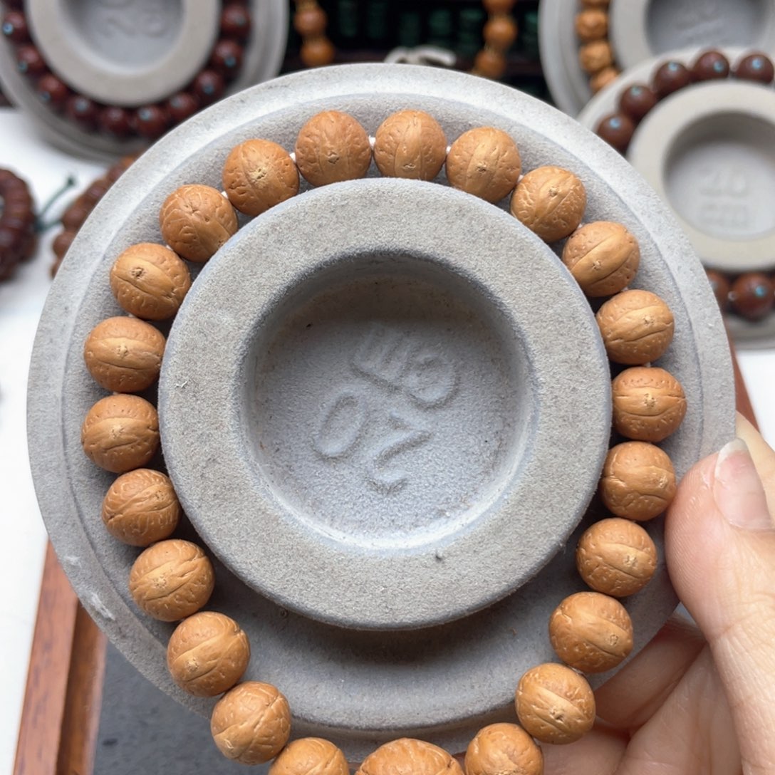 凤眼菩提手串L118-A51凤眼菩提11+同树新籽