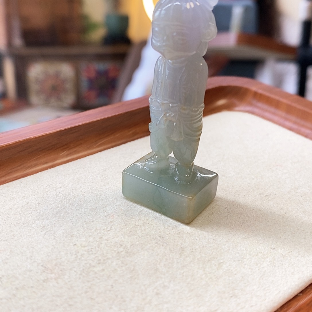 翡翠挂件未镶嵌翡翠挂件