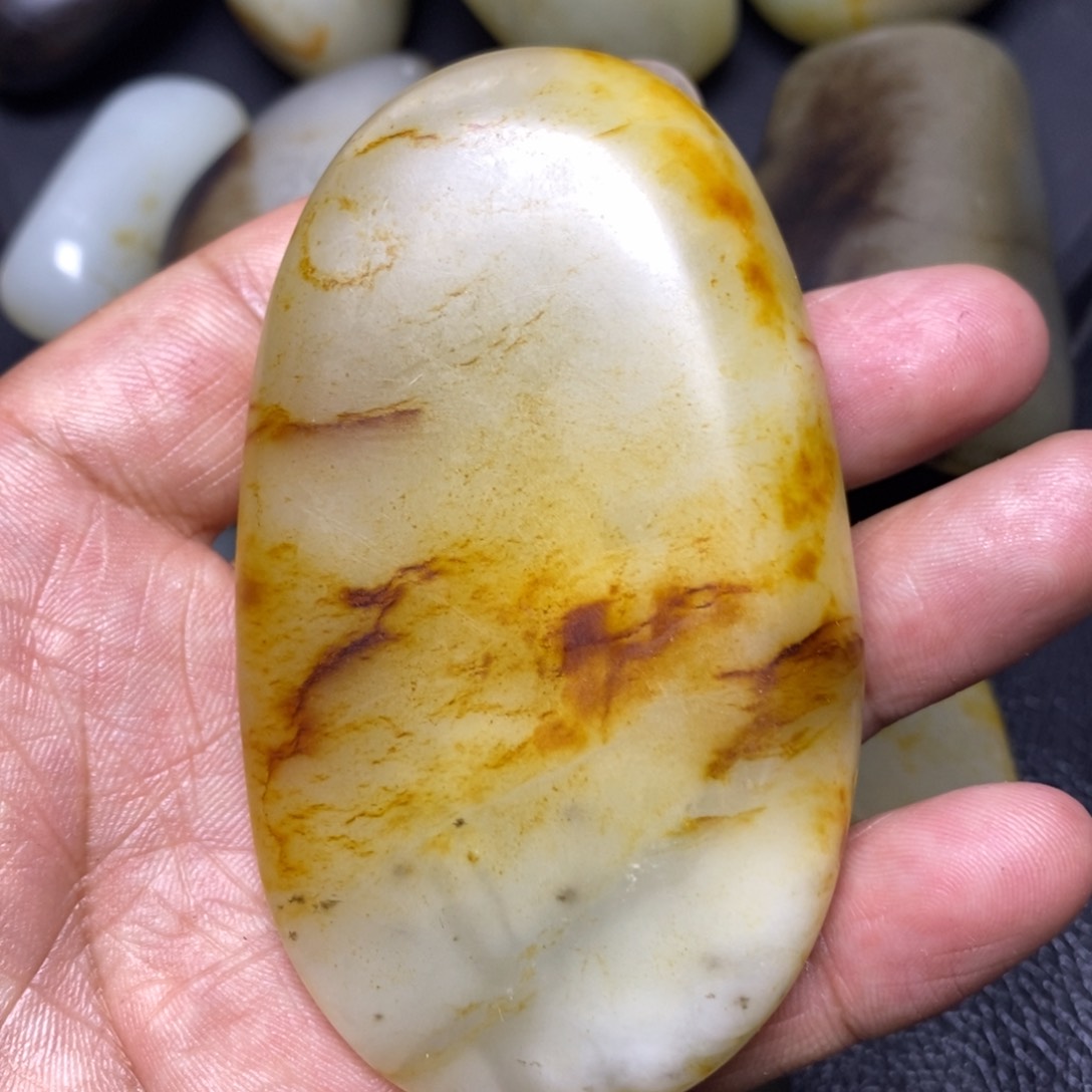 和田玉（糖玉）未镶嵌挂件