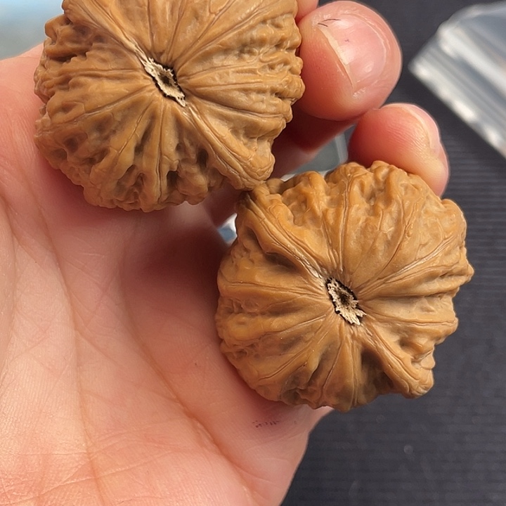 菩***提文玩核桃吊坠铁锤