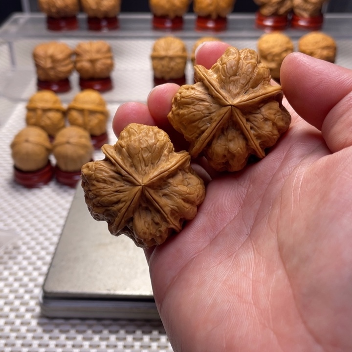 文玩核桃把件13四棱