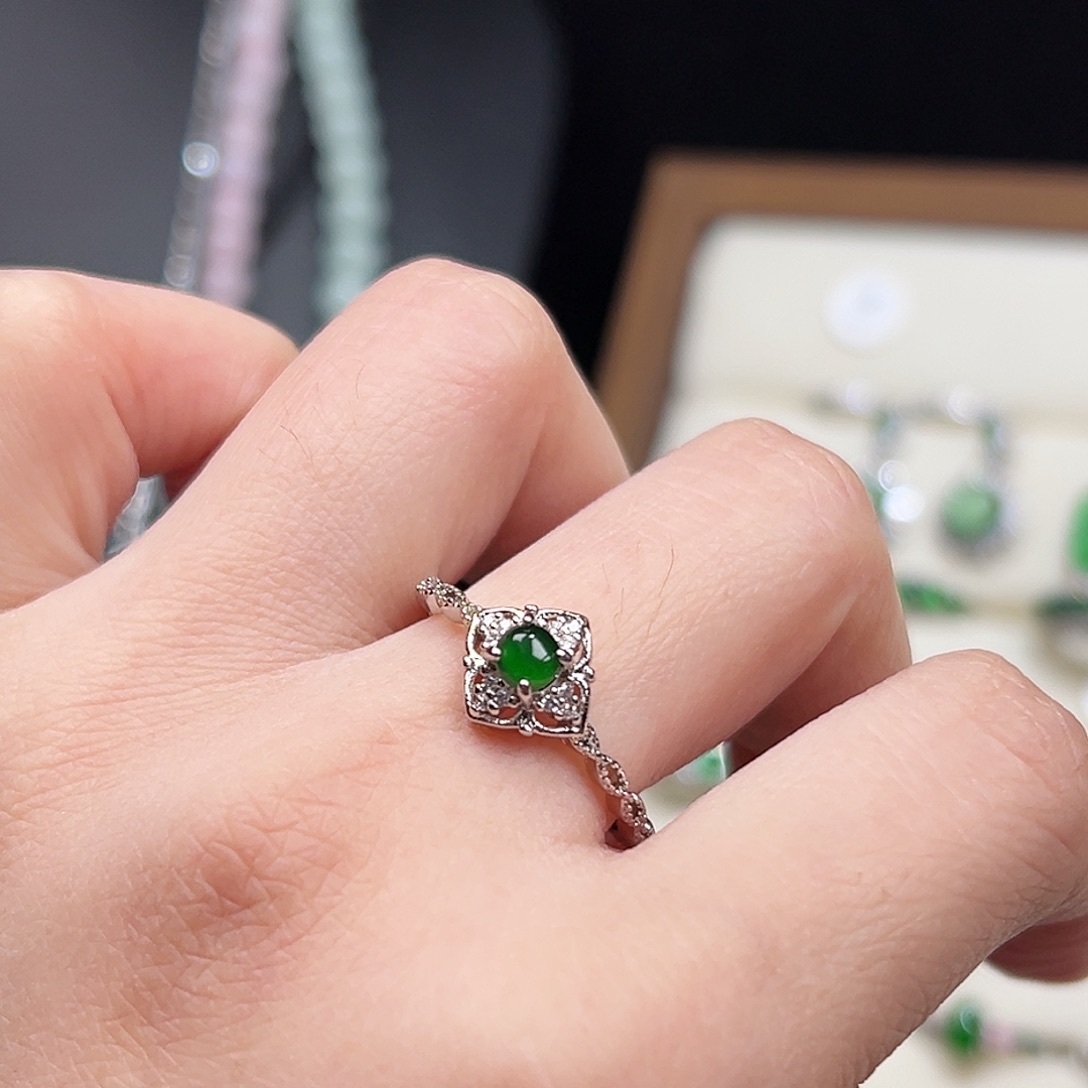 翡翠未镶嵌戒指铜合金镶嵌福利款