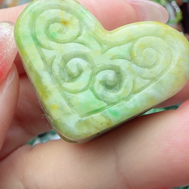 翡翠未镶嵌颈饰天然A货22