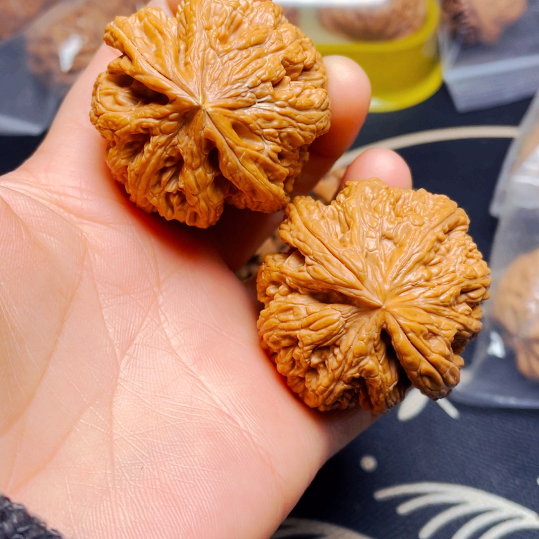 吊坠文玩核桃平谷cu jin