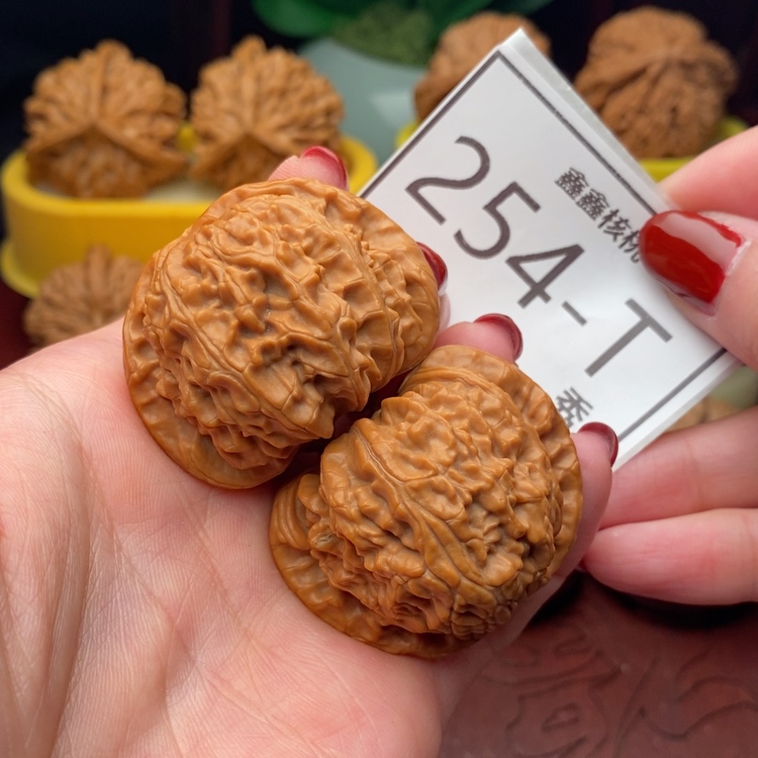 文玩核桃把件白狮42