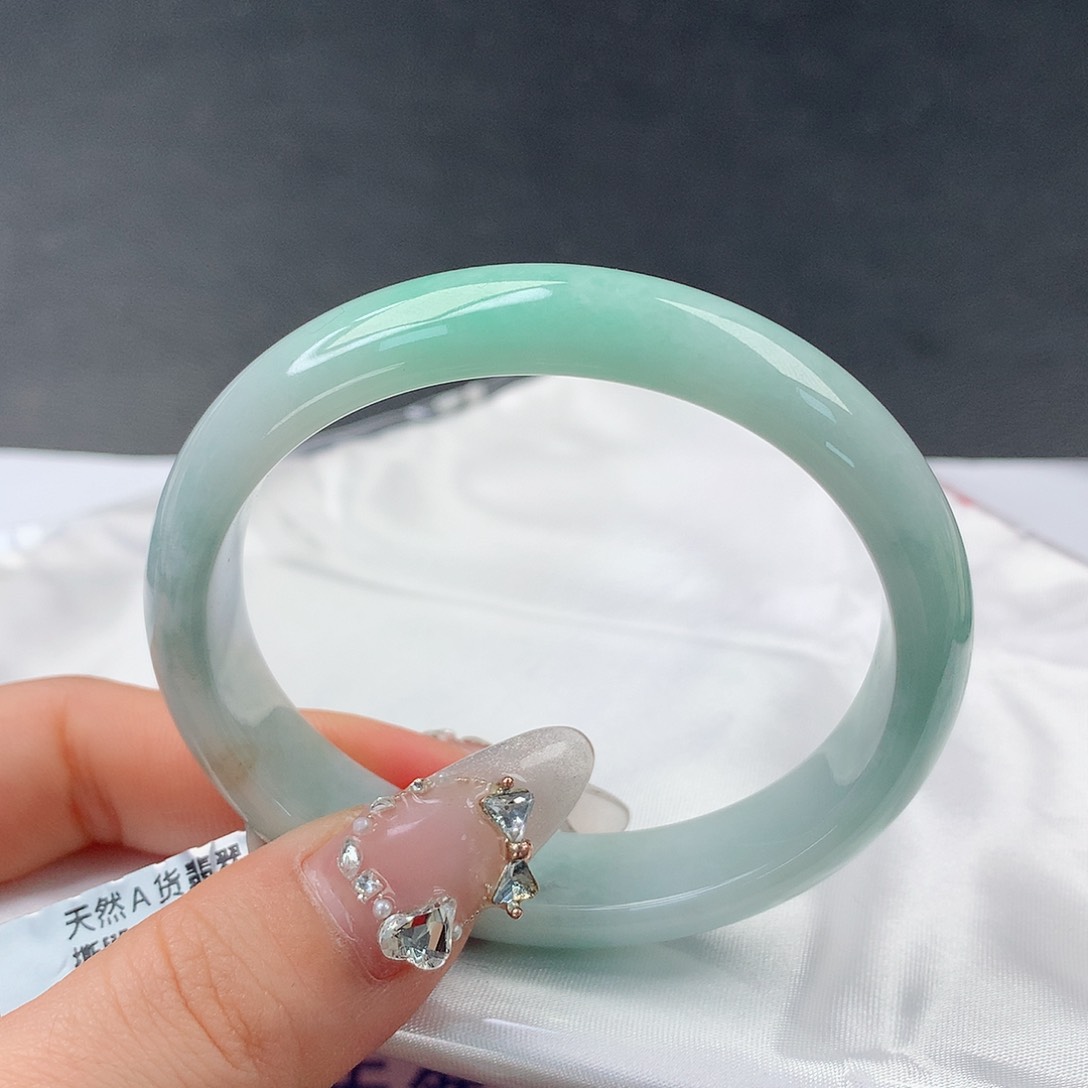 翡翠手镯未镶嵌31贵妃54.6