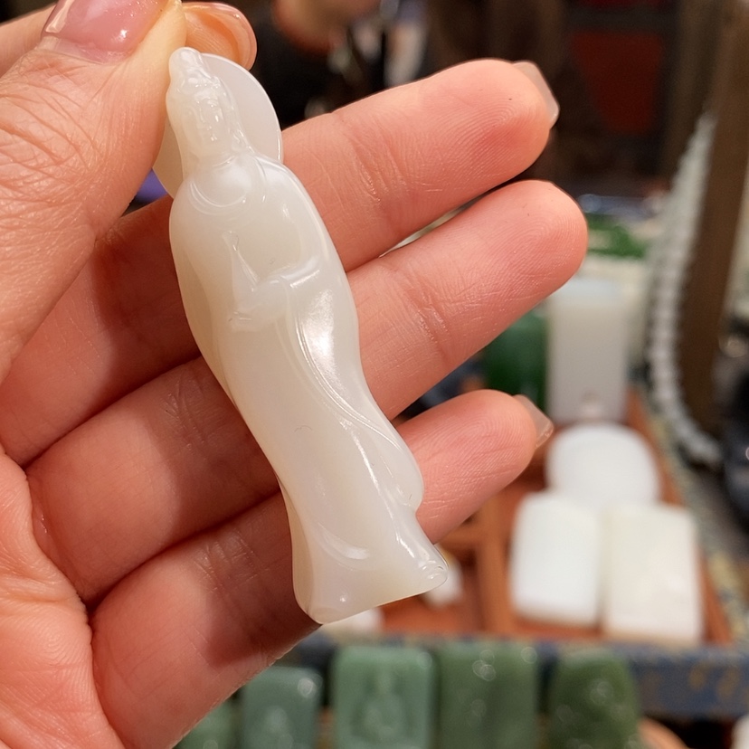 【闪购商品】颈饰未镶嵌和田玉鹿*