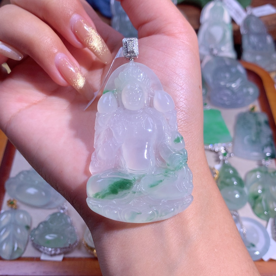 翡翠吊坠(不含链)18K金镶嵌