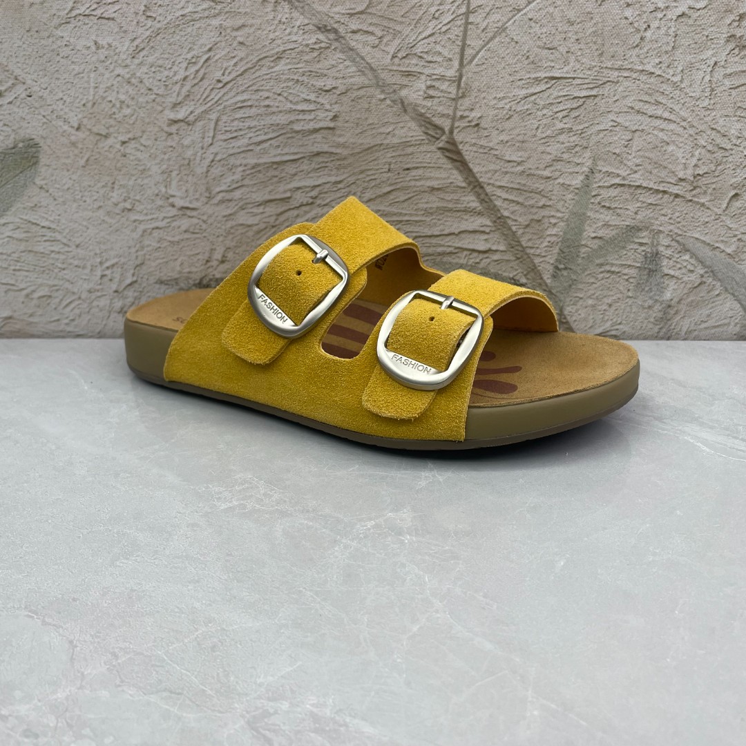 拖鞋女 (牛皮)89512（孤品）G区36码