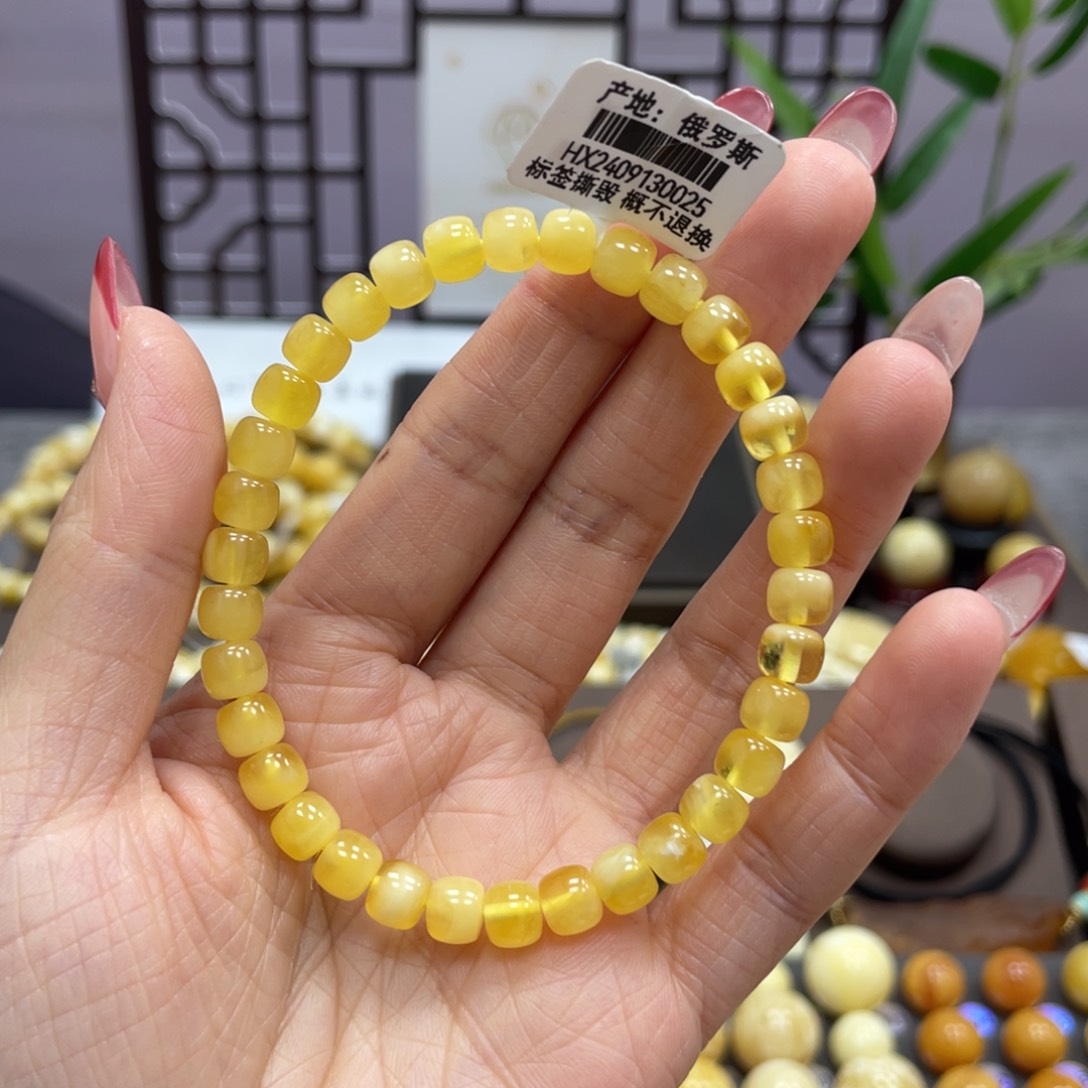 琥珀裸石未镶嵌Q***彬6+mm微瑕手串