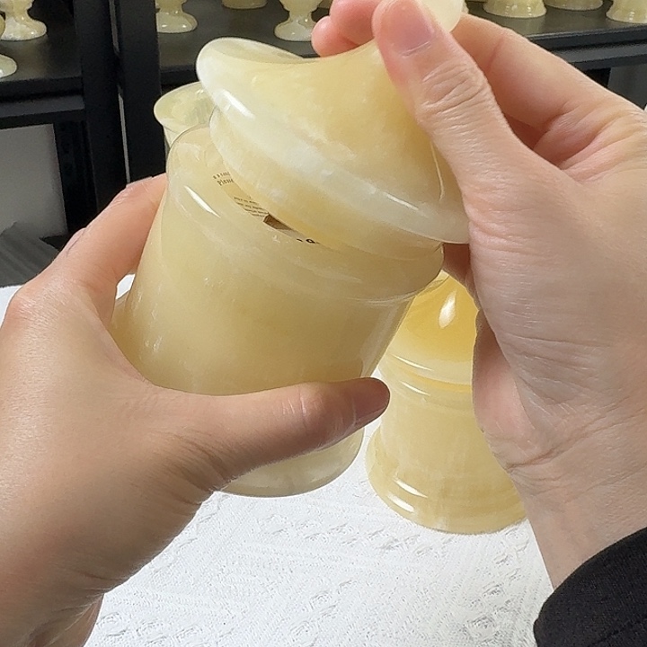 大理石琥珀玉烛台  48 