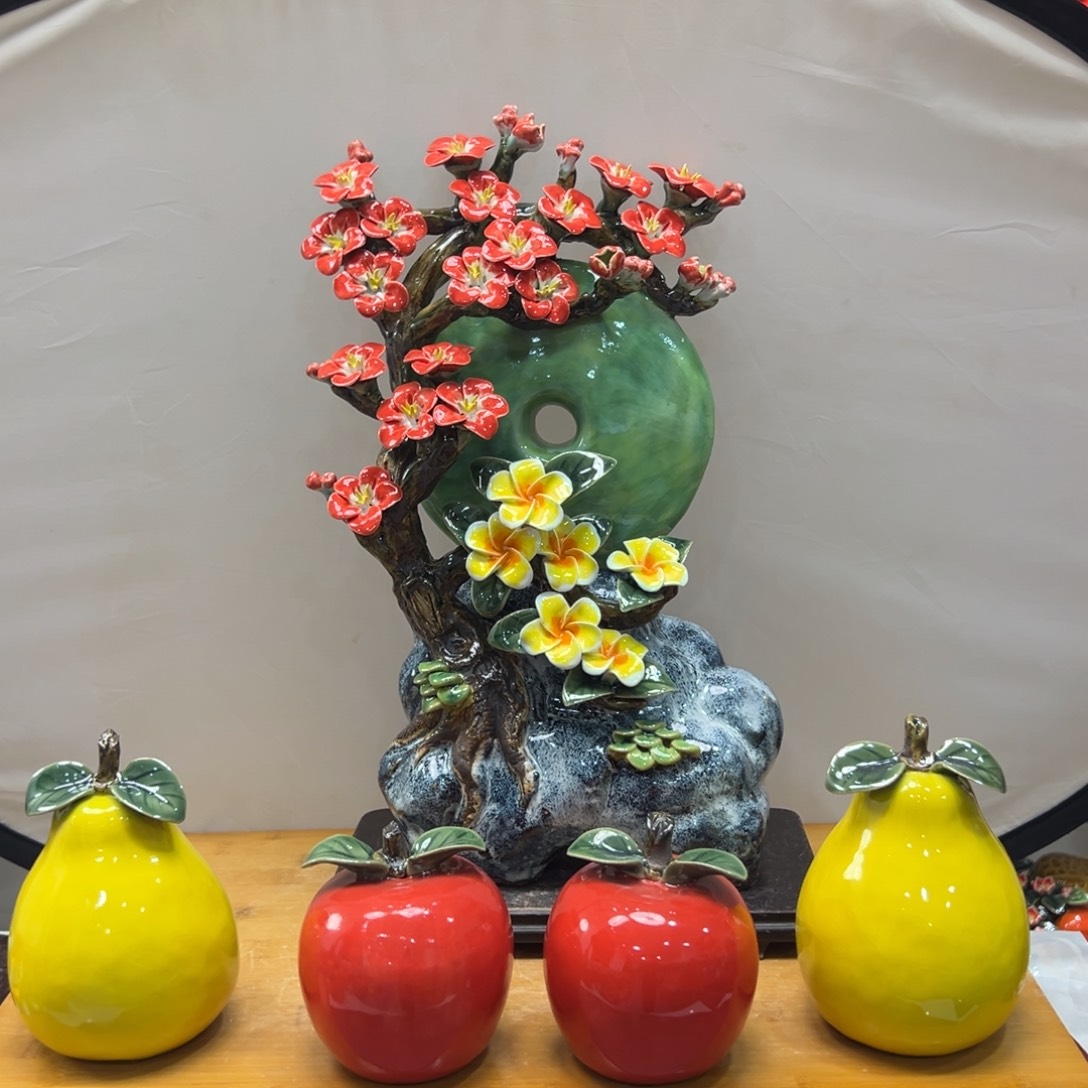 陶瓷鸡蛋花梅花结合高度42长度24