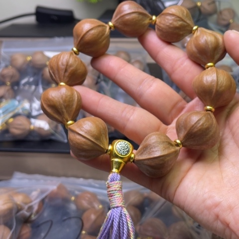 橄榄核手串/手链2.4四花158