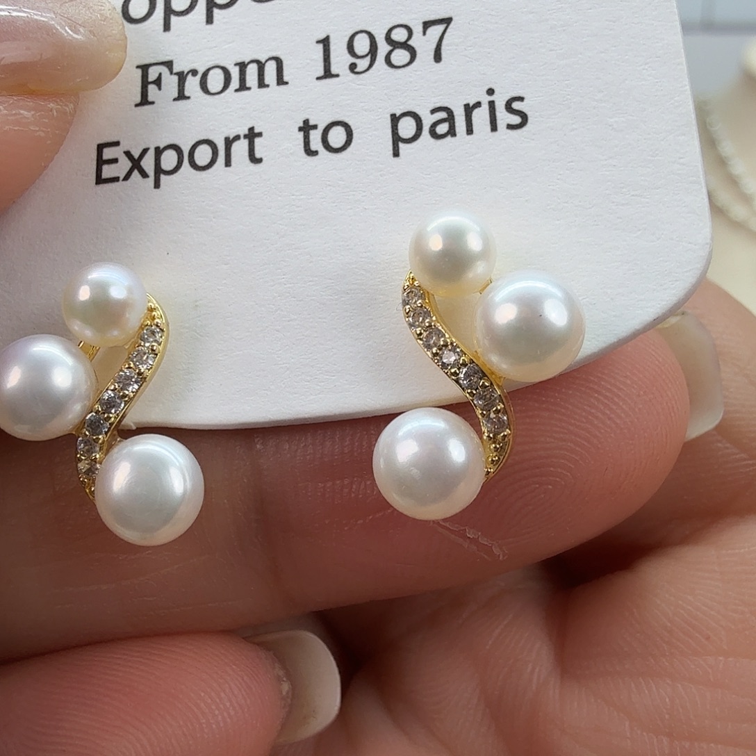 未镶嵌淡水珍珠耳饰