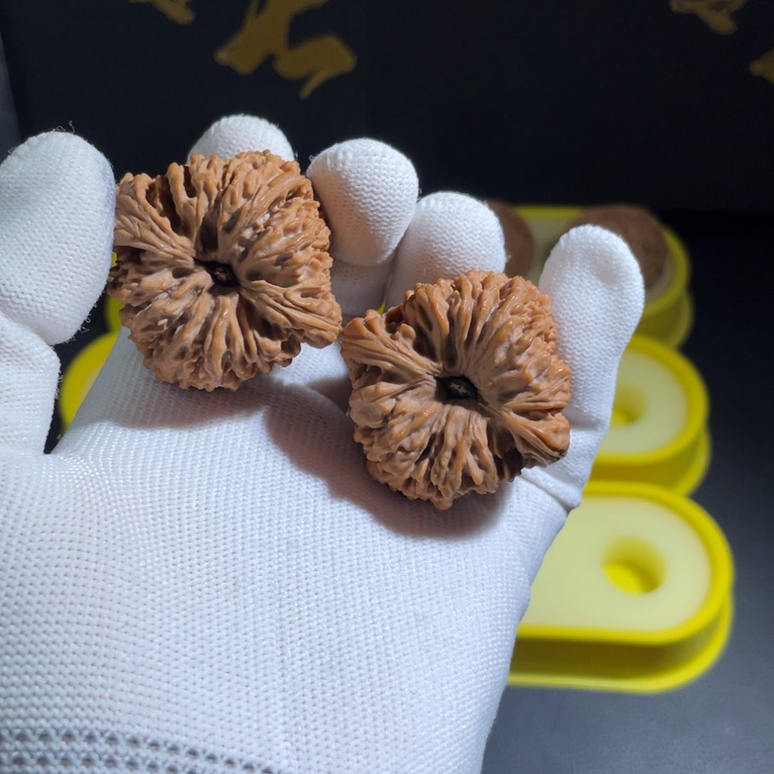 文玩核桃把件7号全品42深渊凹底拉丝蚂蚁纹高炮三角疆