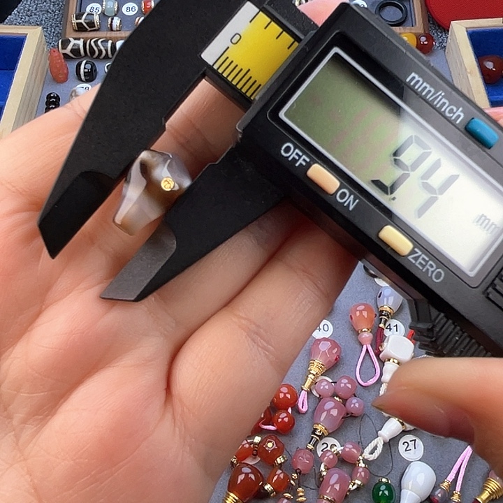 玛瑙/玉髓未镶嵌饰品