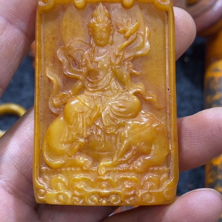 滴血莲花菩提吊坠