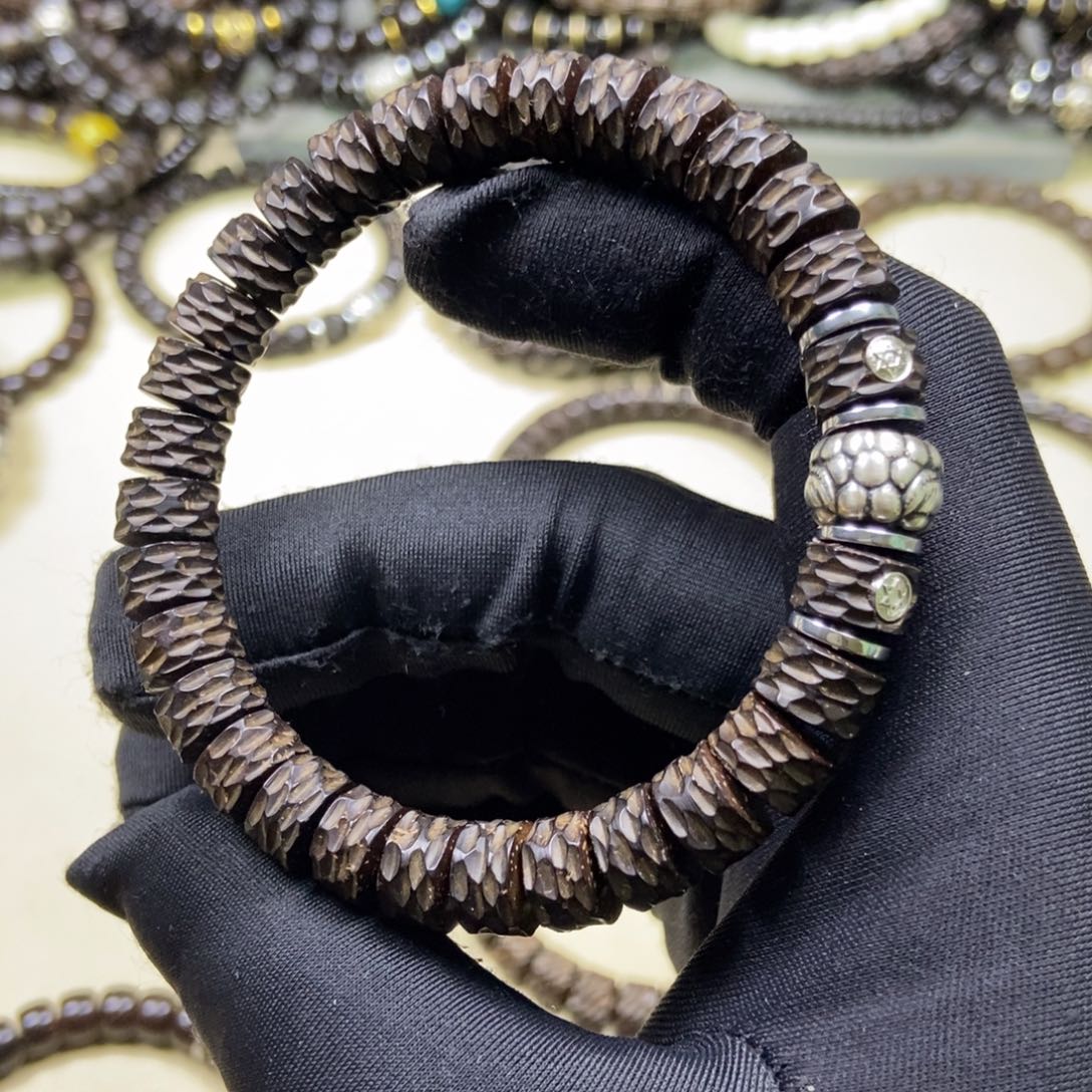 ￥***￥椰蒂手串耶蒂砥砺96