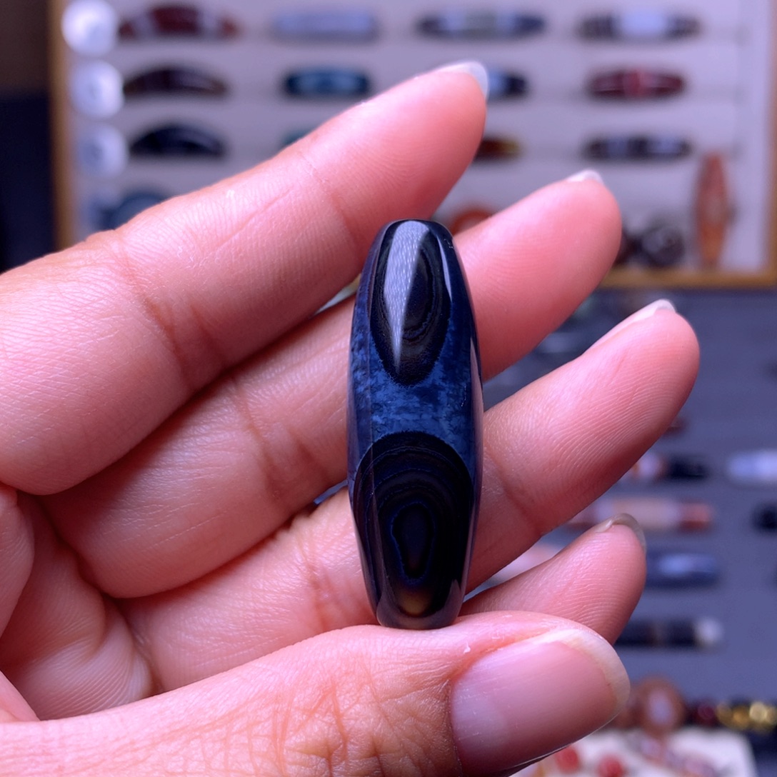 ****鑫未镶嵌玛瑙/玉髓珠宝奇石