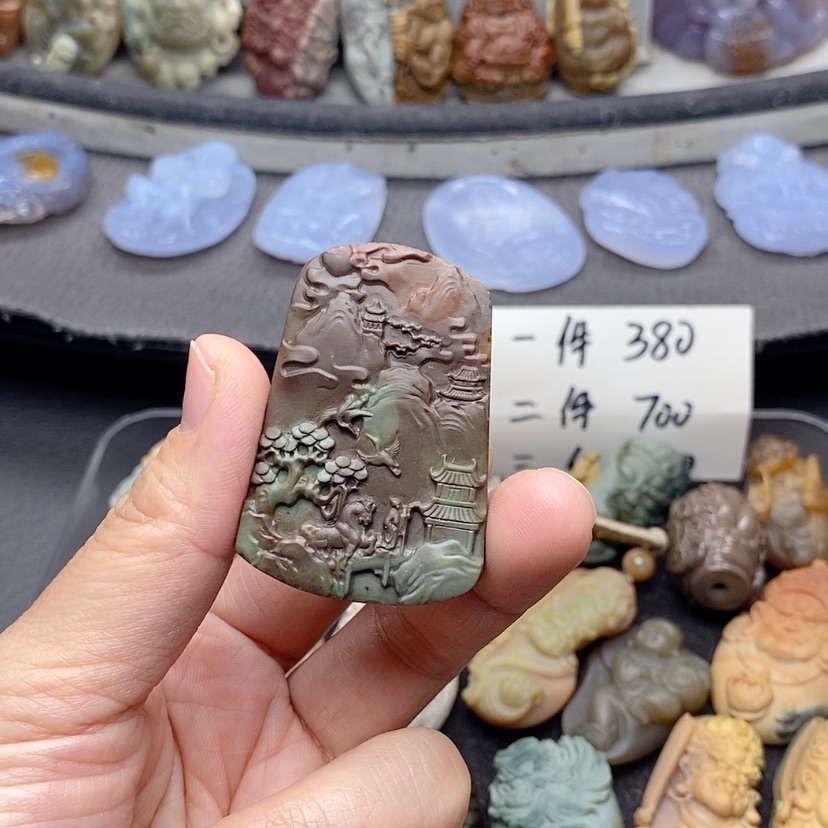 【闪购商品】定制石英质玉吊坠未镶嵌