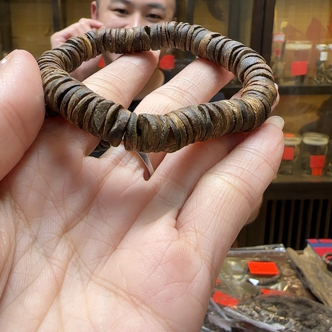 手串沉香国香棋楠单圈随形片珠手串8.9g+多样性发一串