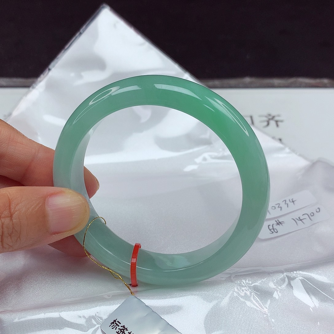 翡翠手镯未镶嵌56圈0334