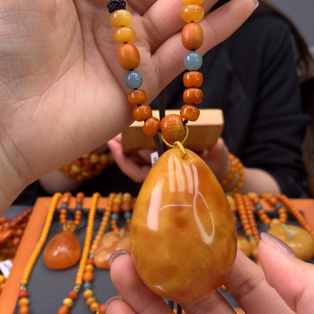 蜜蜡颈饰未镶嵌水滴