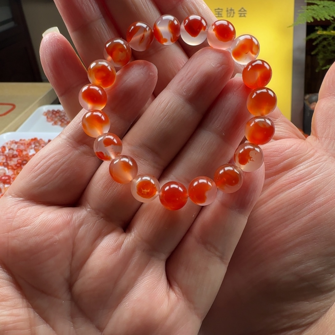 南红玛瑙未镶嵌10➕干掌飘花手串