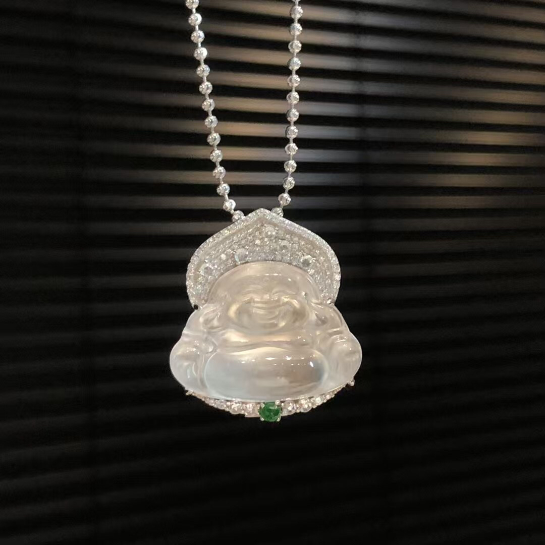 s925银饰镶嵌小众天然白色珠宝石英质玉佛公挂件轻奢女款玉石吊坠