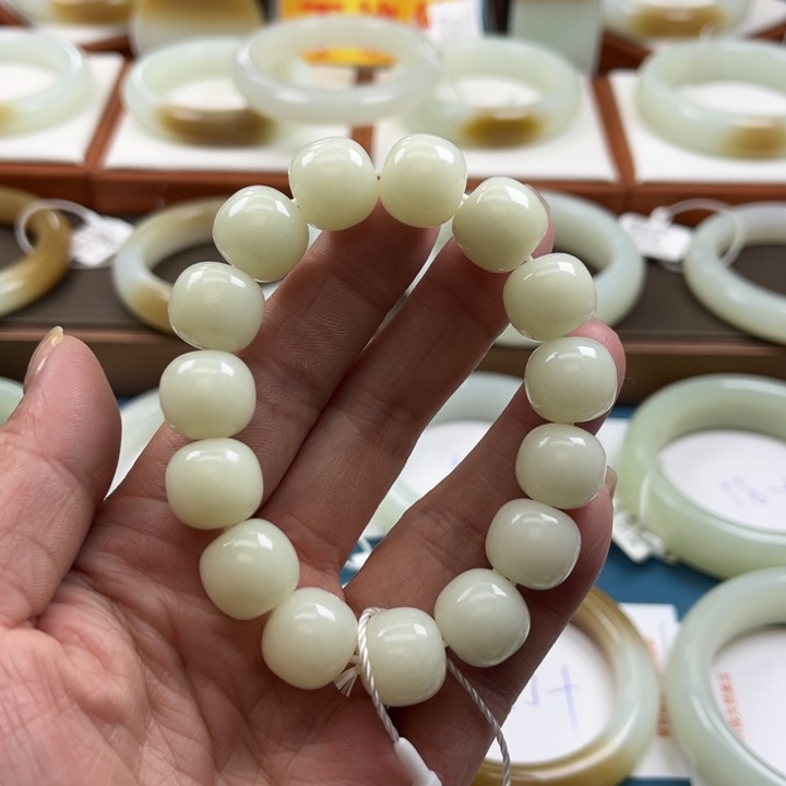 和田玉手链未镶嵌