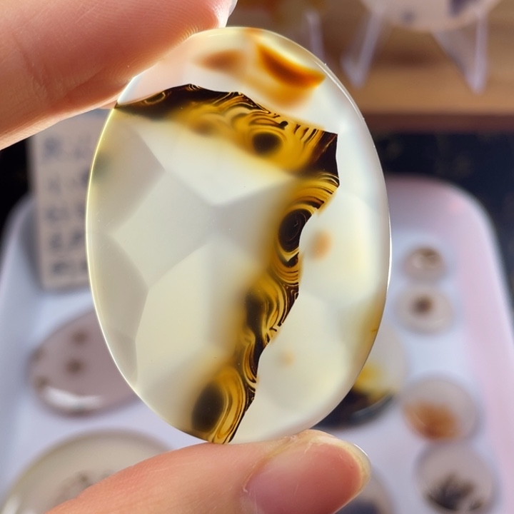 玛瑙/玉髓未镶嵌牌子