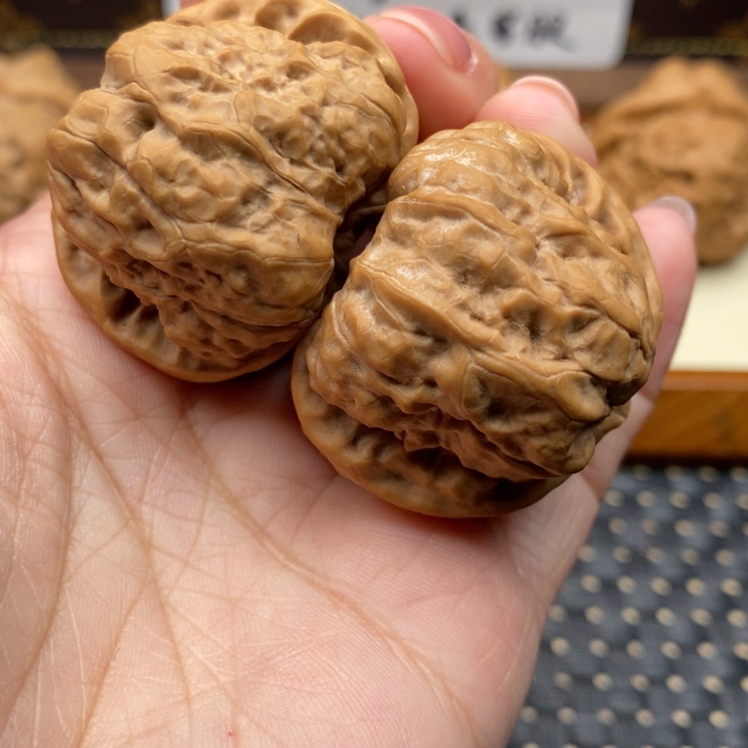 文玩核桃把件我*你全品边40左右