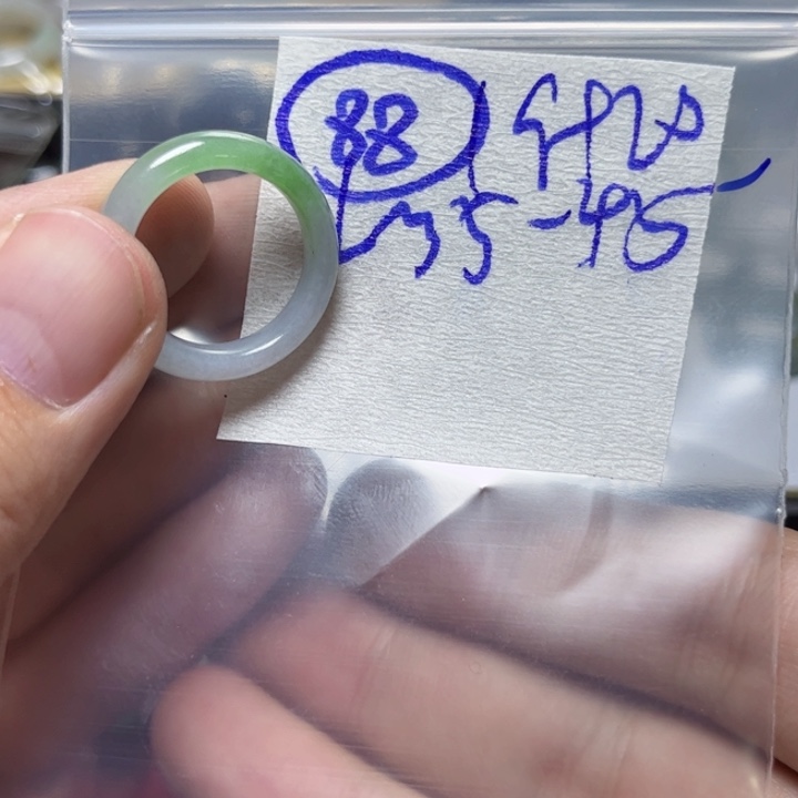 定制翡翠未镶嵌明天