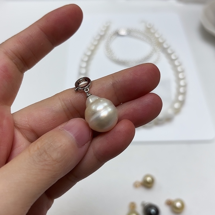 小***麦颈饰银S925镶嵌海水珍珠