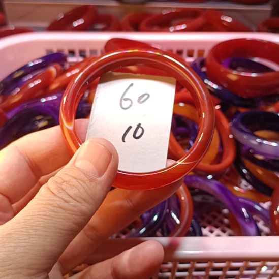 玛瑙/玉髓未镶嵌手镯