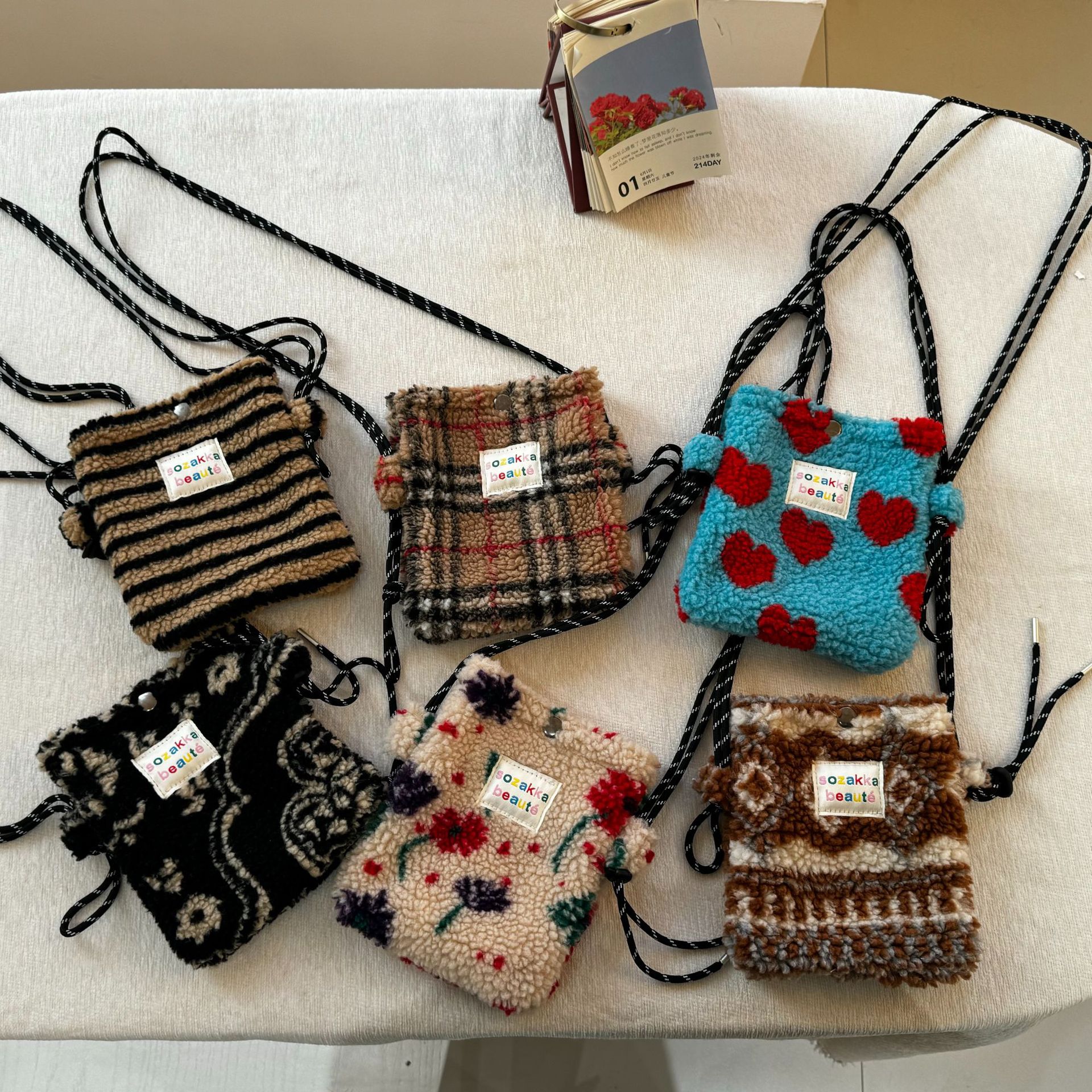 编码4手机斜跨手拎包包